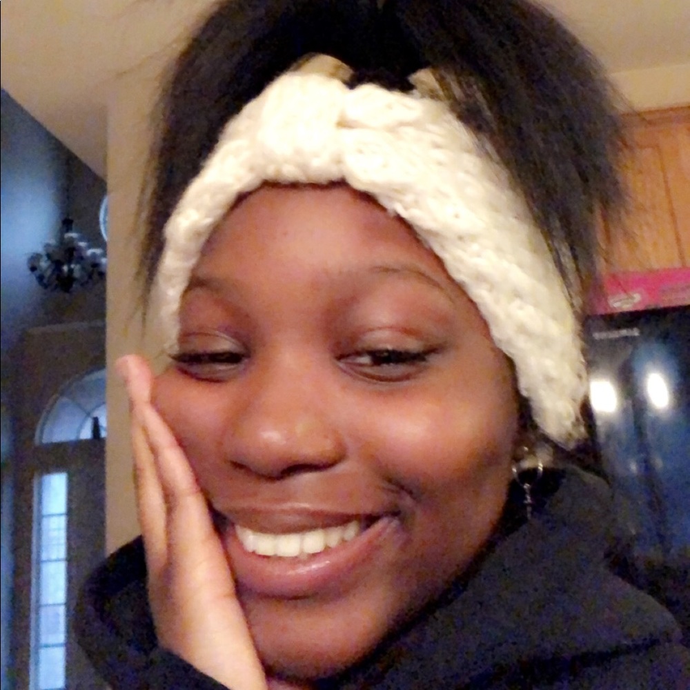 Meet your Posher, Isha